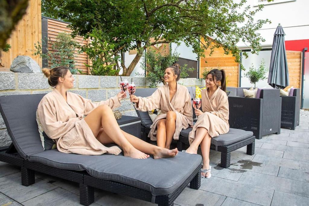 Chalet Vitaspa - Whirlpool & Sauna Privatspa เพกนิทซ์ ภายนอก รูปภาพ