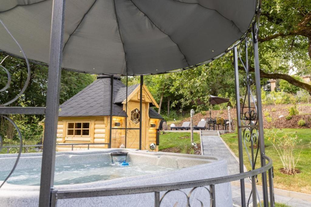 Chalet Vitaspa - Whirlpool & Sauna Privatspa เพกนิทซ์ ภายนอก รูปภาพ